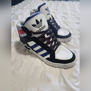 Mens adidas sneckers